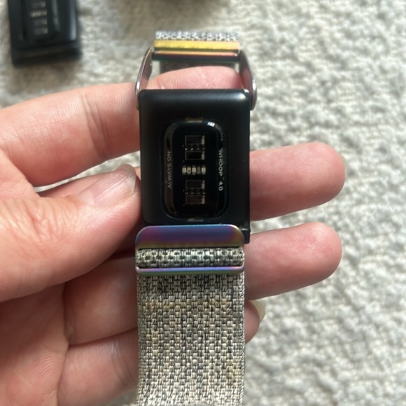 Whoop 3.0 bundle - good used condition - Picture 2 of 3